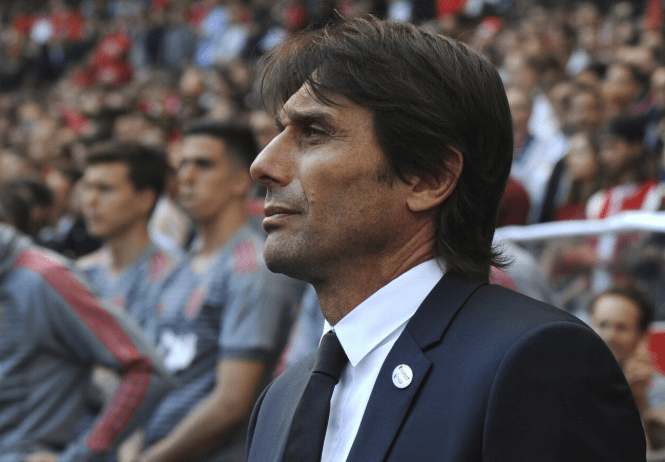 关于转会期门兴格拉德巴赫调整名单以备欧超杯，主帅复盘环节打磨，管理层满意，资深球员宣示担当的信息