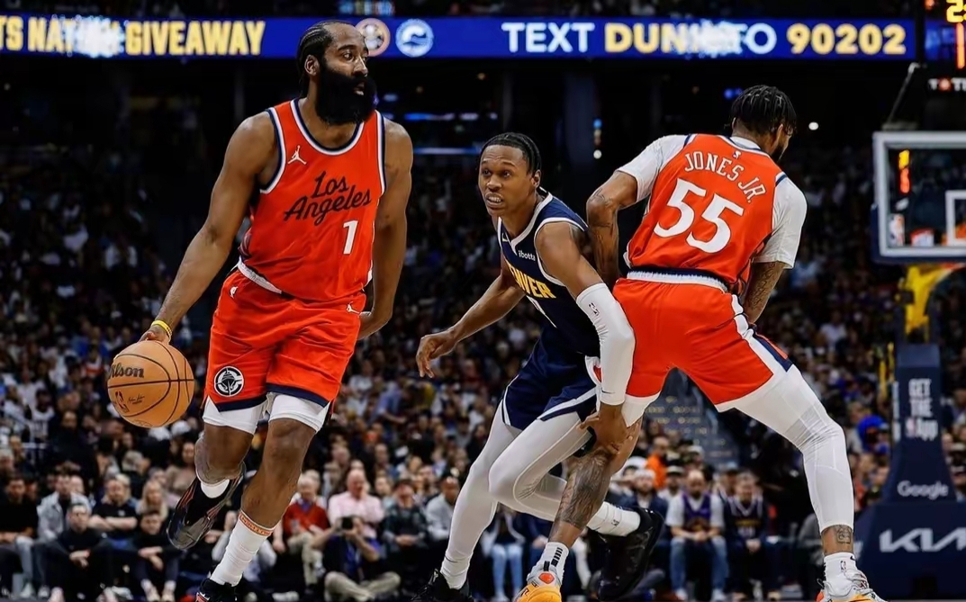 详细阅读:赛地聚焦——NBA总决赛今晚热度飙升,费城76人单刀错失,气氛紧张,数据趋势出现新变化的简单介绍 赛地聚焦——NBA总决赛今晚热度飙升,费城76人单刀错失,气氛紧张,数据趋势出现新变化的简单介绍