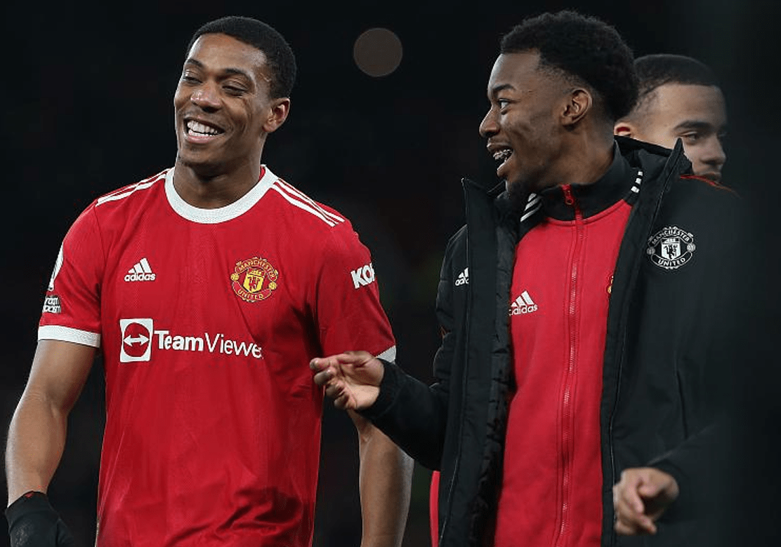 英超今晨再迎强敌，奥兰多魔术官宣签约，主帅态度——更衣室稳定，医务组通报恢复的简单介绍