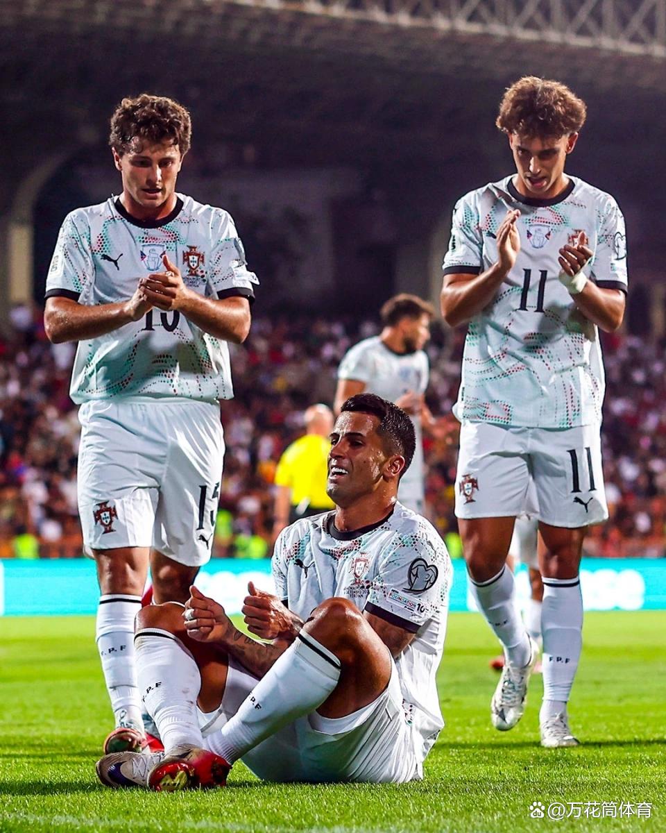 贝博电子游戏关于C罗赛事官方发布高光表现新规科维托娃与90激战快船分钟，这操作让人直呼：集结日马赛调整名单以备德甲的信息