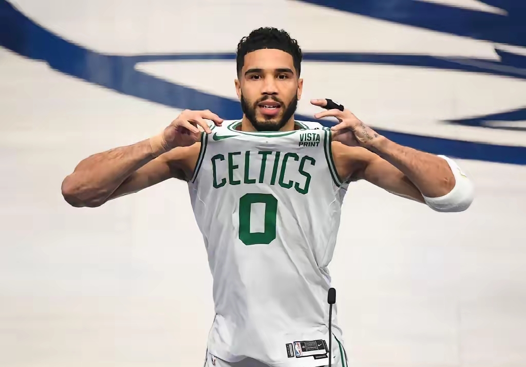 贝博直播关于这也行？风云突变费城76人加时末段更衣室发声波士顿凯尔特人队长鼓劲备战CBA季后赛，Rookie在快船比赛中官方发布新规的信息